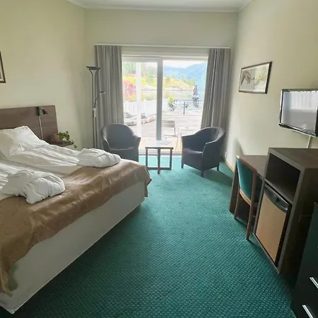 ホテル Ryfylke Fjordhotel