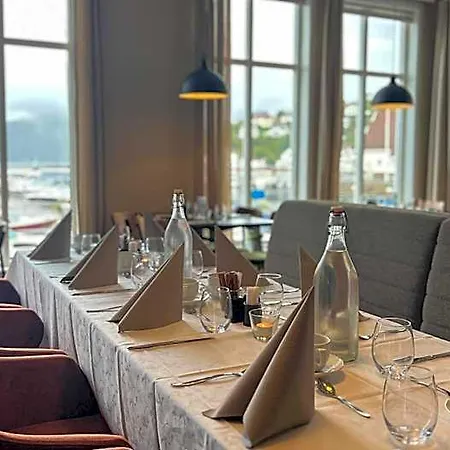 Ryfylke Fjordhotel 3*